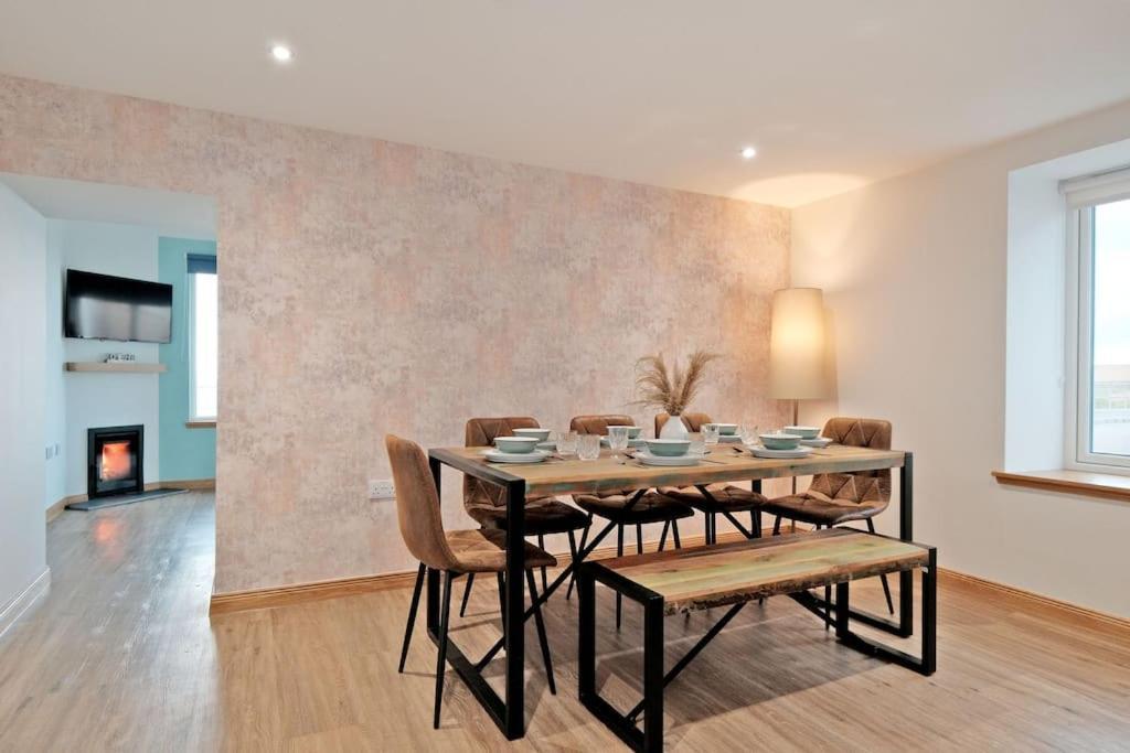 Cliff Top Cottage With Sea Views Portknockie المظهر الخارجي الصورة